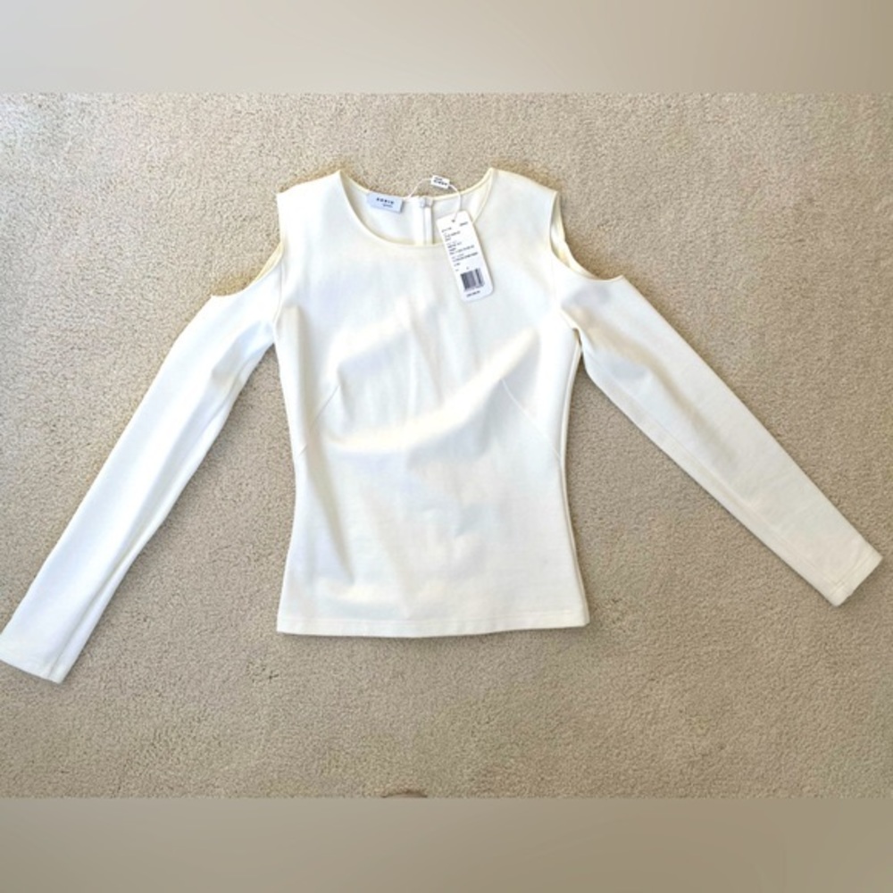 NWT Akris Punto cold shoulder back zip top sz 4